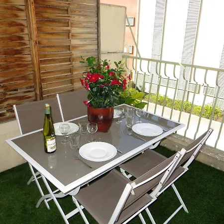 9 Avenue De Carras *